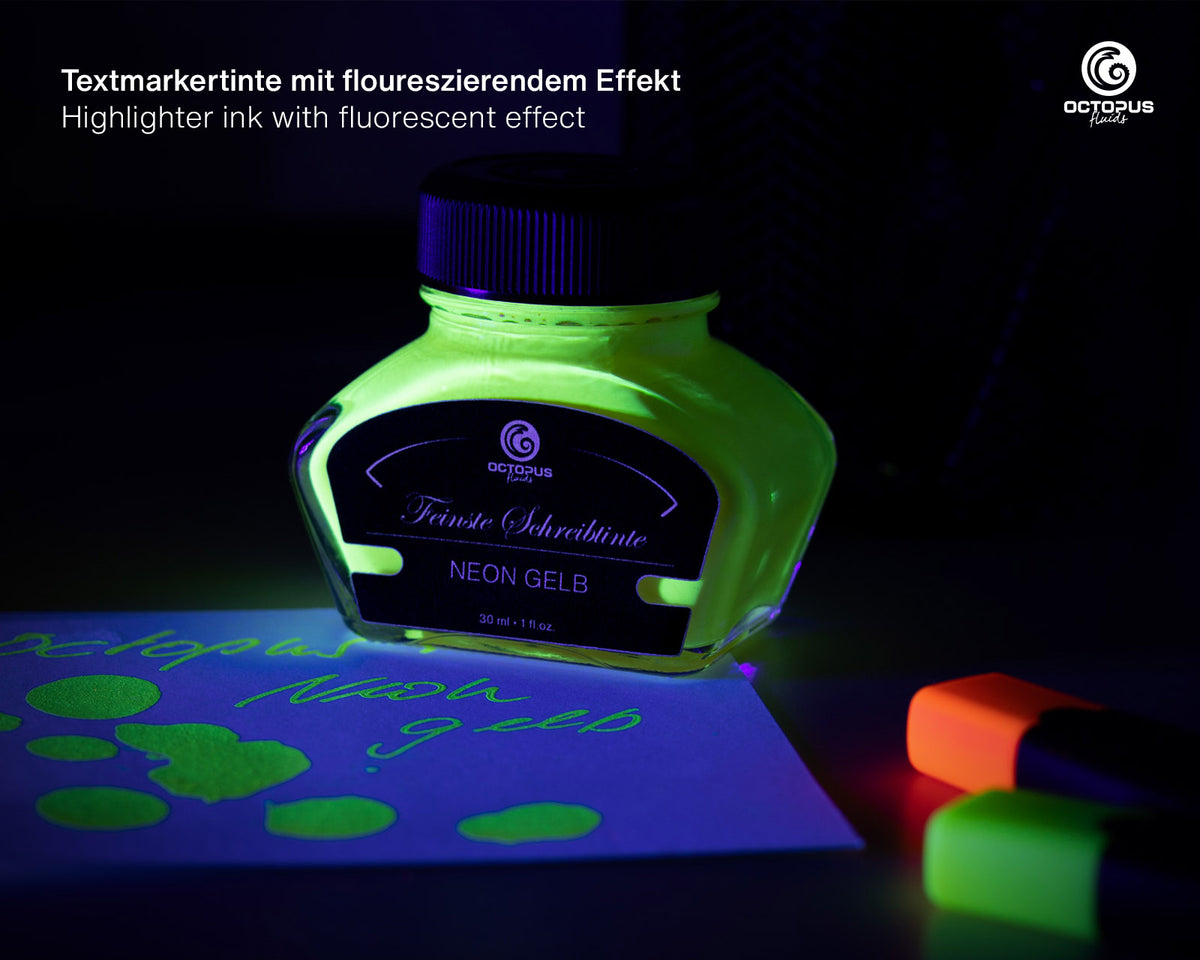 NEON YELLOW Octopus Fluids Highlighter Ink Bottle 30 ml  Writing sample in dark

